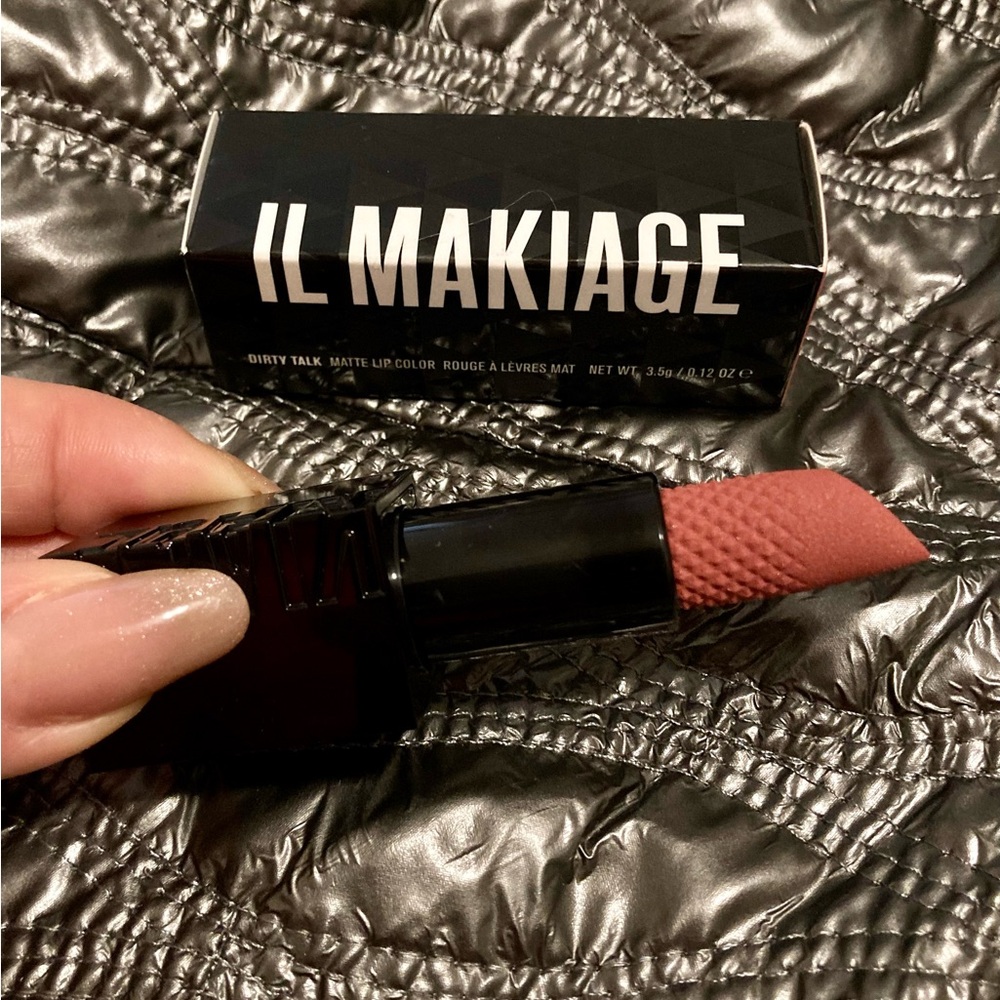 IL MAKIAGE Dirty Talk Matte Lip Color -ELWA